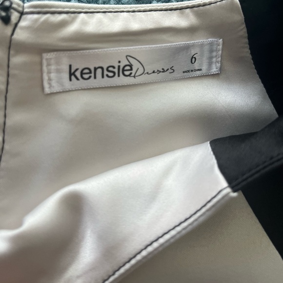 Kensie body con midi dress size 6 - Picture 3 of 3